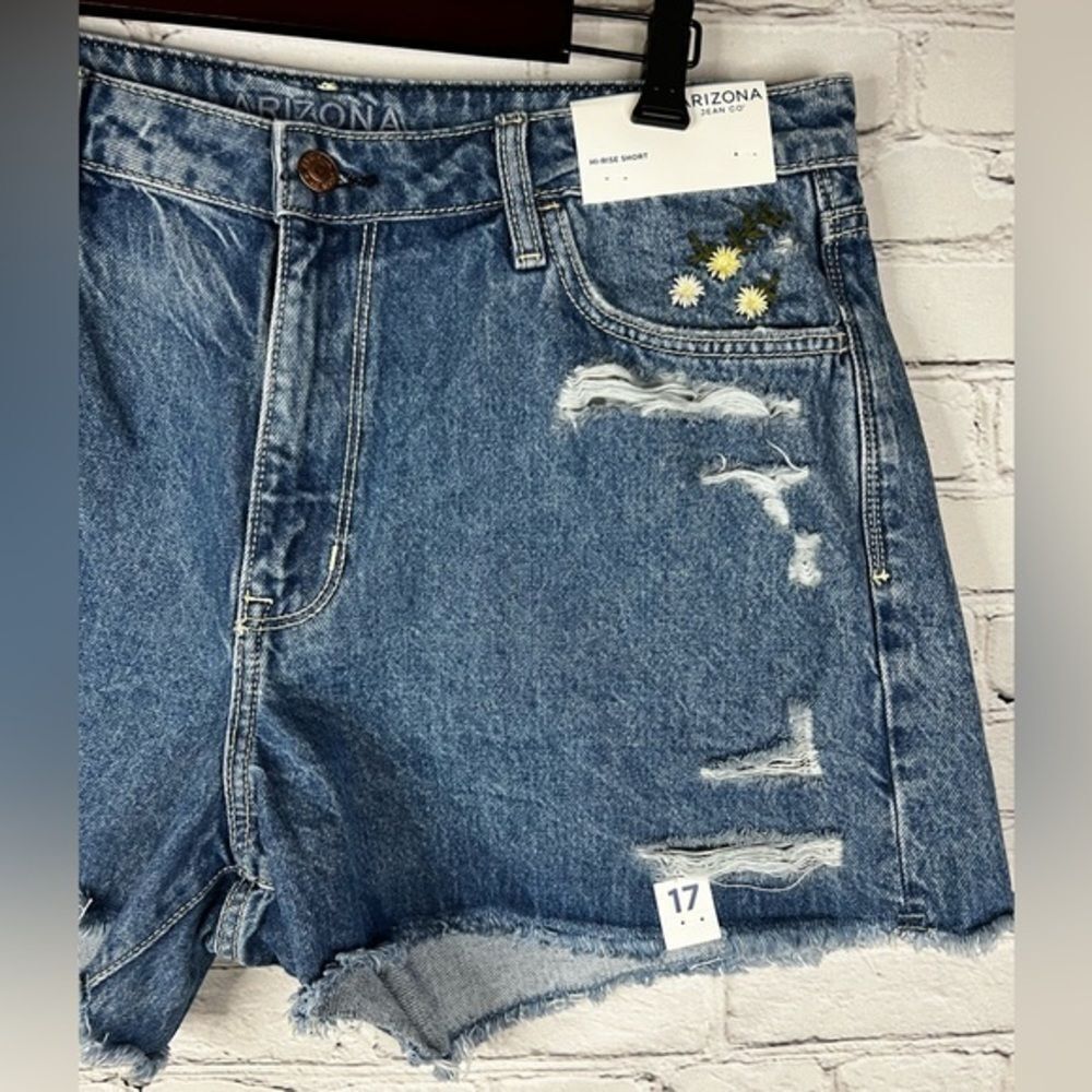 Arizona Hi Rise Distressed embroidered flower denim cut off shorts‎ size 17 NEW - Picture 4 of 10